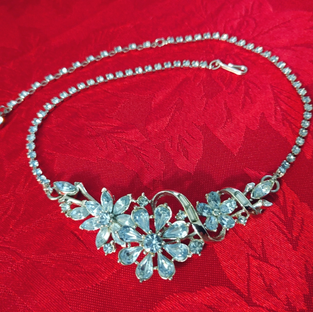 Susan Caplan Vintage 1950's Corocraft necklace